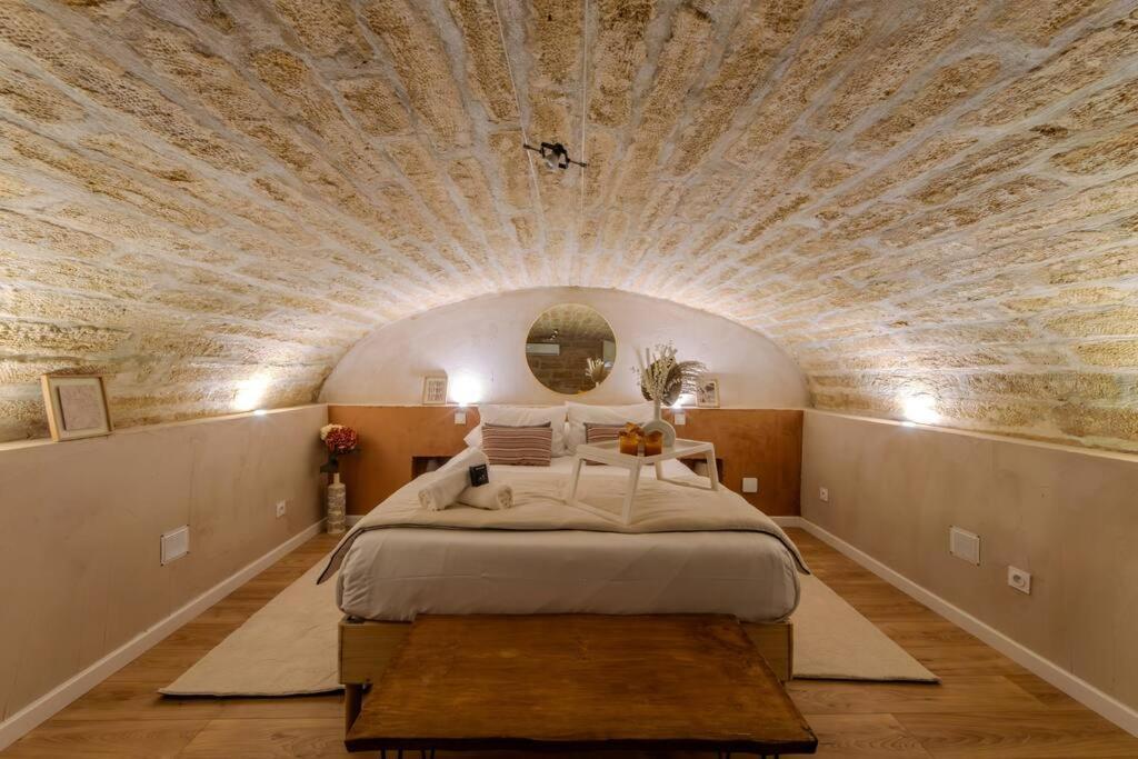 La Suite Eximia Avec Patio - Parking Souterrain Inclus - Centre Historique มงต์เปอลิเยร์ ภายนอก รูปภาพ